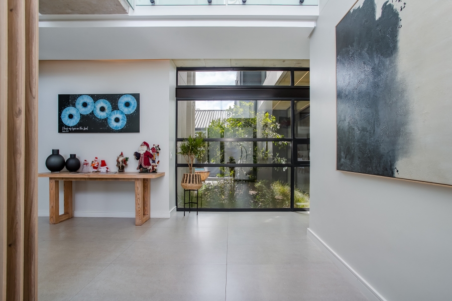 6 Bedroom Property for Sale in Pearl Valley at Val de Vie Western Cape